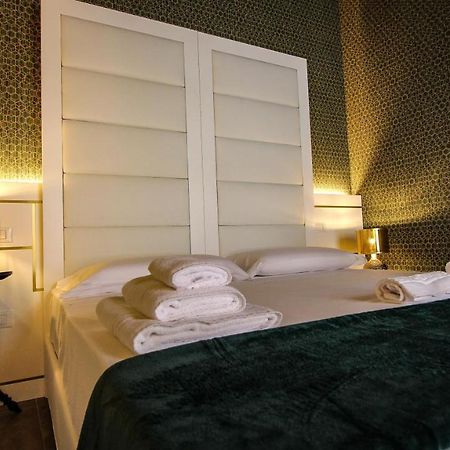 Nel Cuore Dell'Aquila Bnb Экстерьер фото